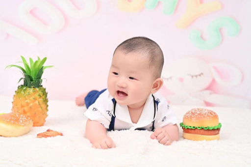 泽州宝宝在妈妈肚子里
